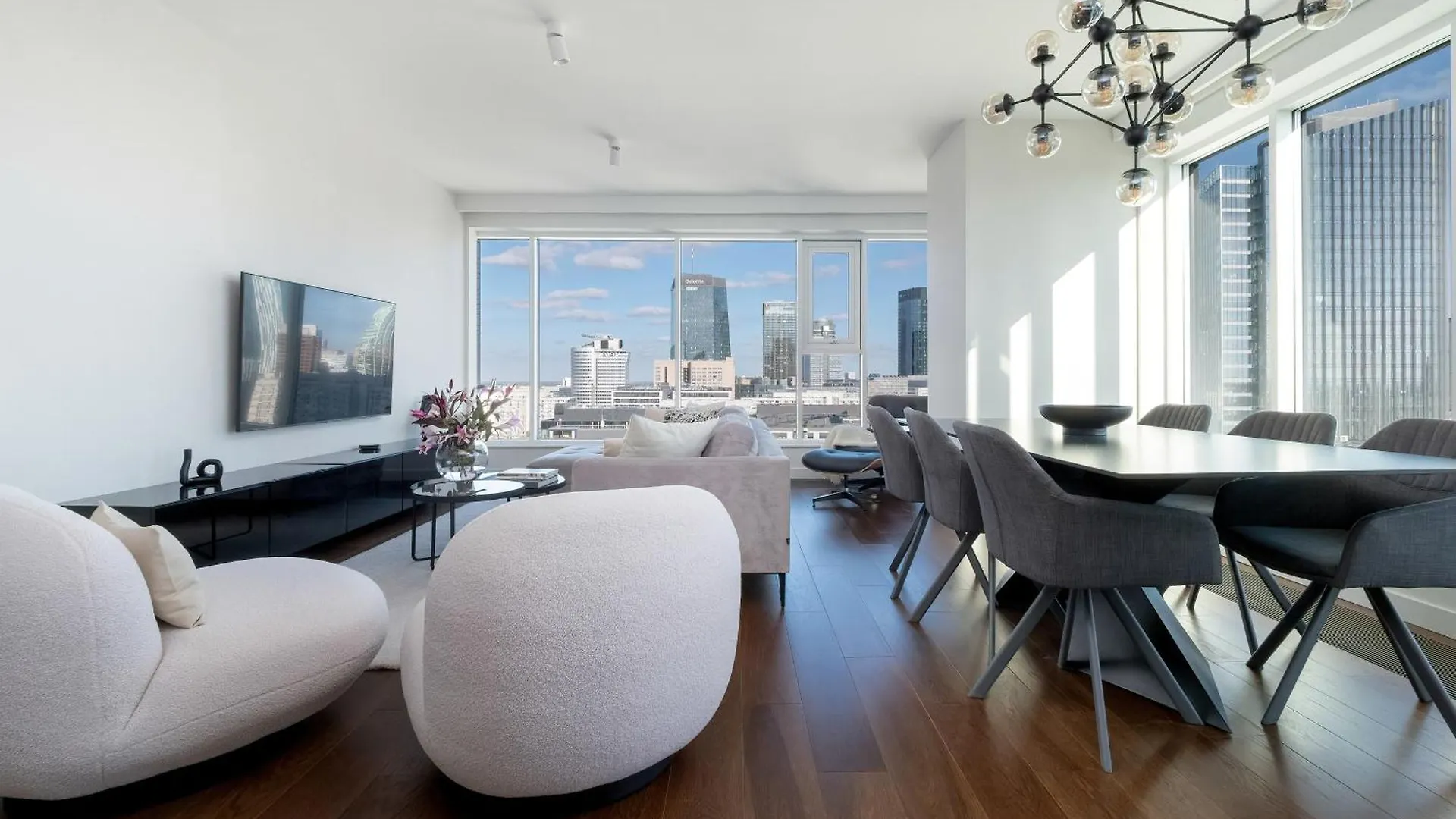 Premium Lux Apartments Unique Tower Heart Of Warsaw By Renters Prestige