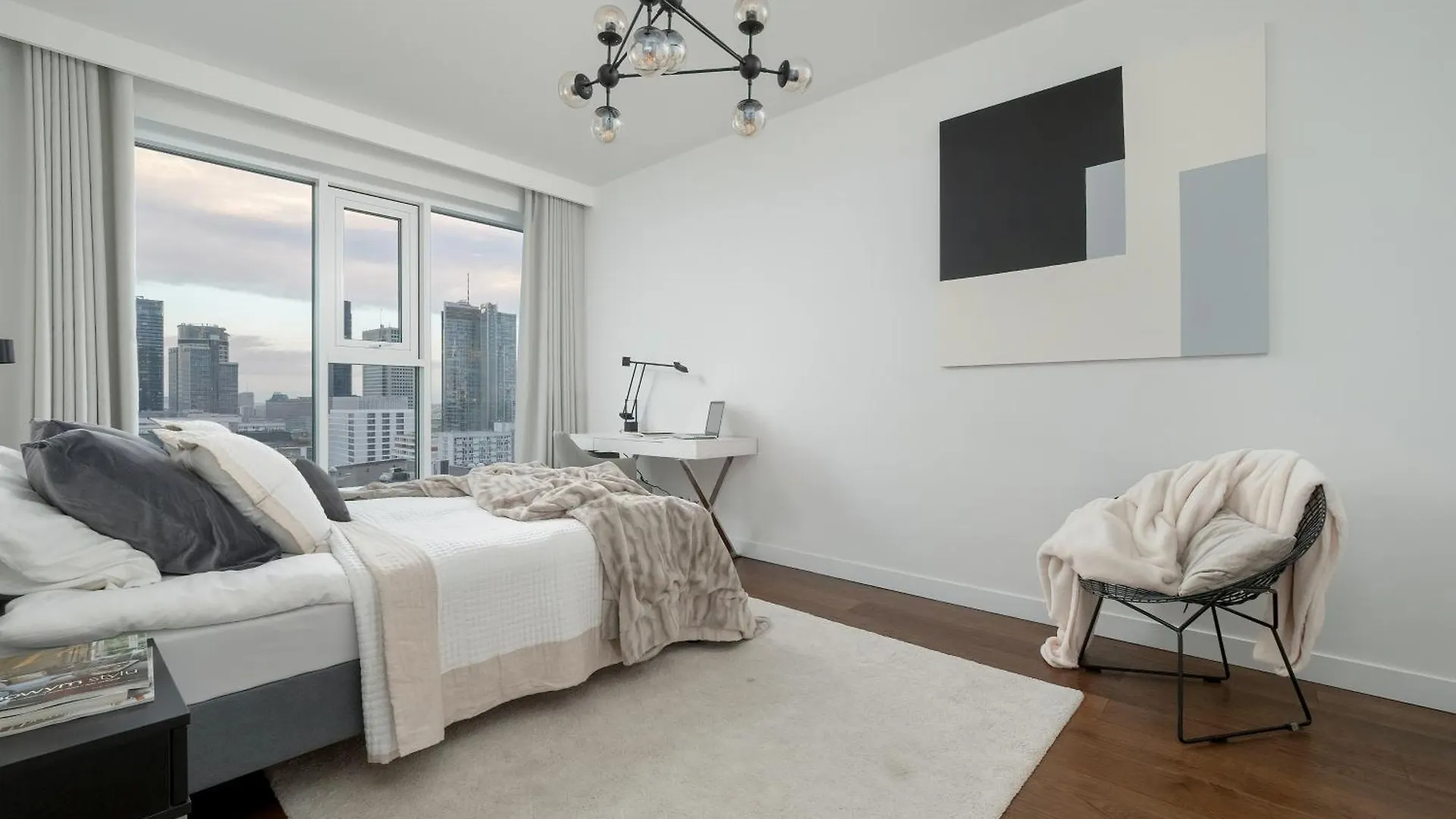 Premium Lux Apartments Unique Tower Heart Of Warsaw By Renters Prestige